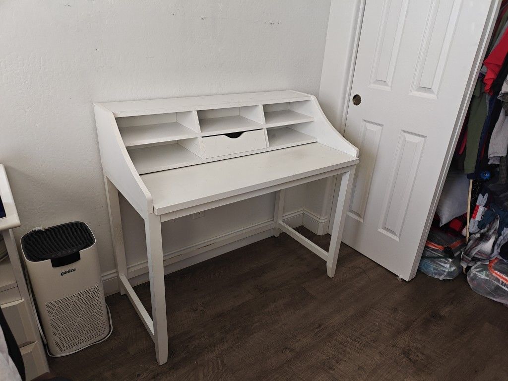 White Desk