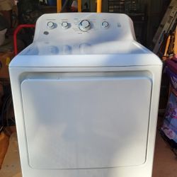 GE 7.2 Cu. Ft. Electric Dryer