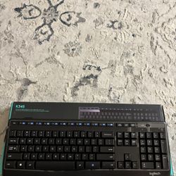 Logitech K345 Wireless Keyboard with Palm Rest – Like New