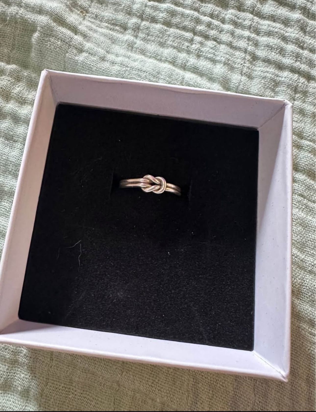 Knot Ring