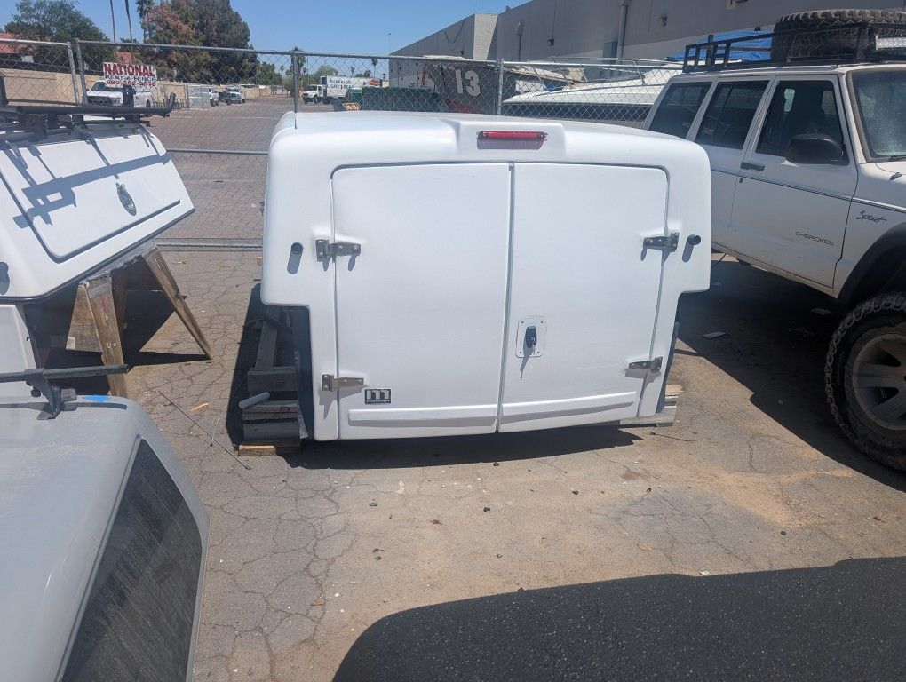 Used Universal Transferable Service Body