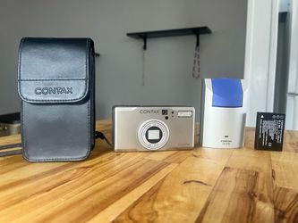 Contax TVS Digital Camera