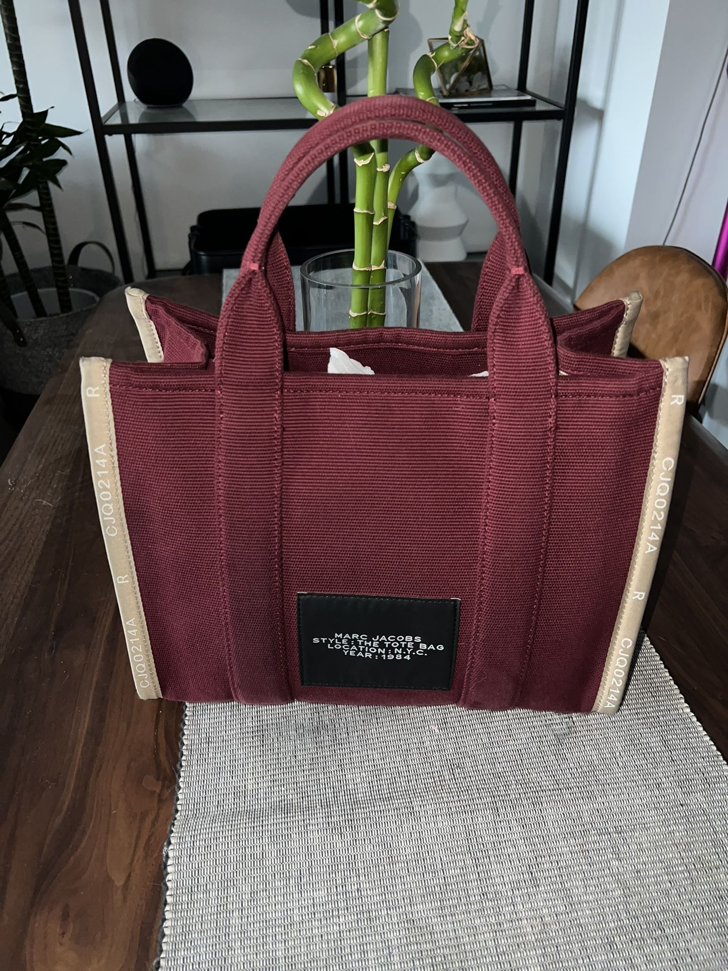 Pink Marc Jacobs Tote bag for Sale in Los Angeles, CA - OfferUp