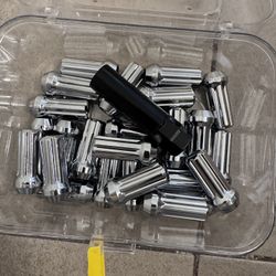 Chevy Lug nuts 