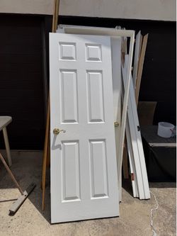 9 fully functional doors