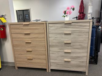 Tall Dresser, 43” Modern Chest of Drawers, Fluted Closet Organizer for Living Room Hallway Entry Way