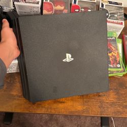PS4 PRO (100$ FIRM)