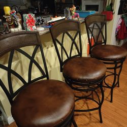 3 Bar Stools Chairs Barstools 28"