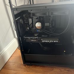 Selling a Nzxt 5070 Gaming Pc 