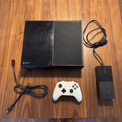 Xbox One & Controller