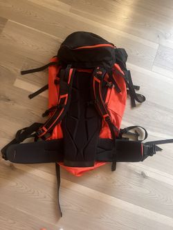 North Face Mountaineering Backpack - Cobra 60L for Sale in Edgewood, WA - OfferUp North Face Mountaineering Backpack - Cobra 60L for Sale in Edgewood, WA - OfferUp