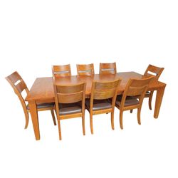 Klaussner Urban Craftsman Extendable Mango Wood Dining Table Set