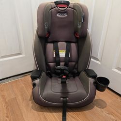 Graco Milestone 3-in-1 Convertible Car Seat