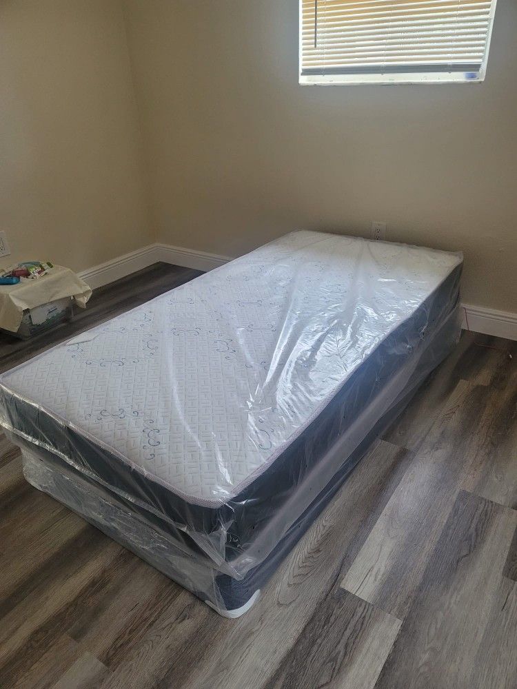 NEW TWIN SIZE SET MATTRESS AND BOX SPRING 2PCS