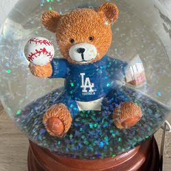LA  Dodgers  teddy water globe