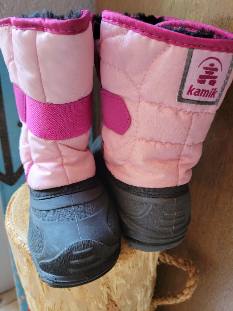 Kamik Toddler Snow Boots Size 6