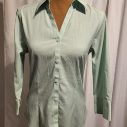 Eddie Bauer Women's Wrinkle Resistant Button Down Shirt