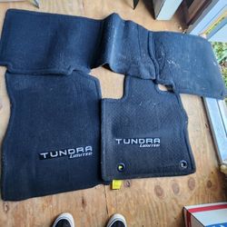 Toyota Tundra Floor Mats