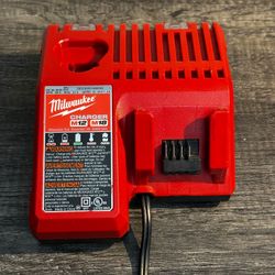 Milwaukee 48-59-1812 M12 M18 12V 18V Lithium-Ion Battery Charger Tested