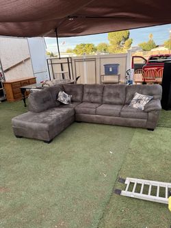 Dark Gray Sectional Sofa with Chaise