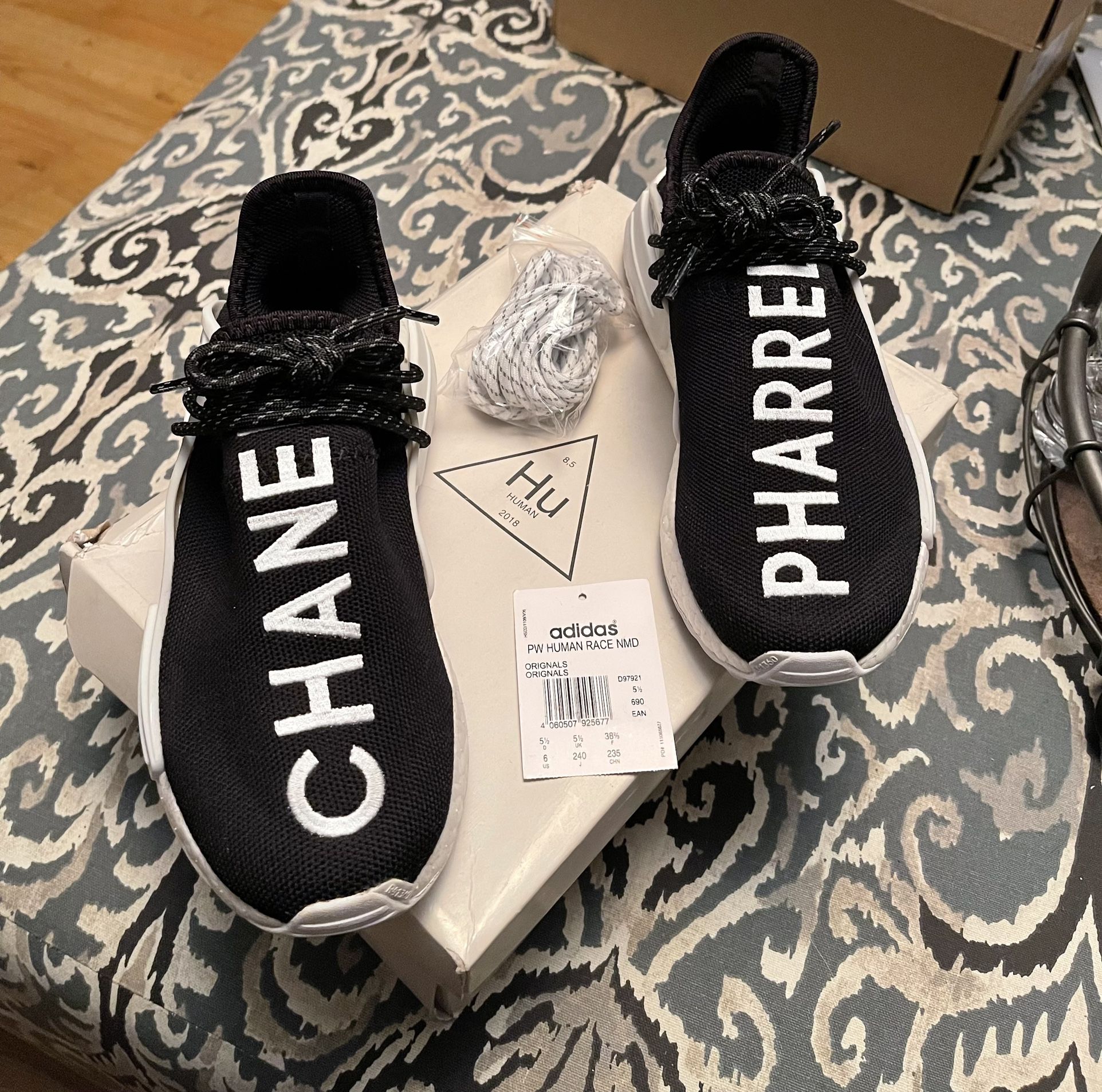 Pharrell X Chanel Sneakers 