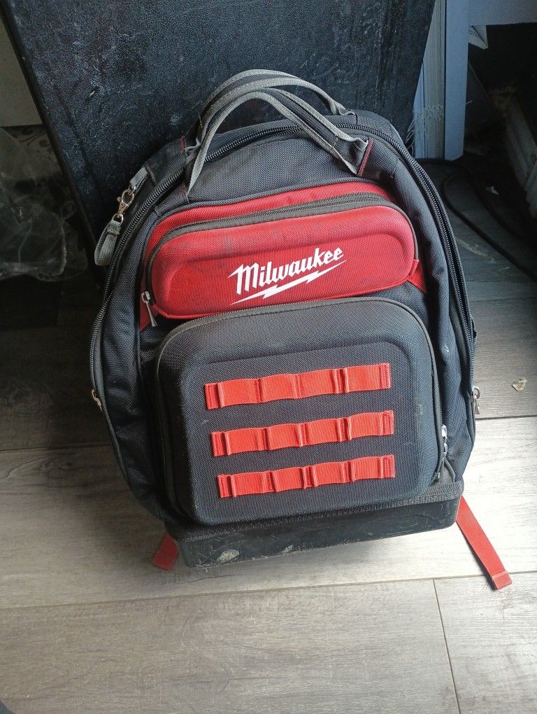 Milwaukee Backpack 