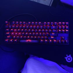 Red dragon RGB hot-swappable swtiches and costume key caps