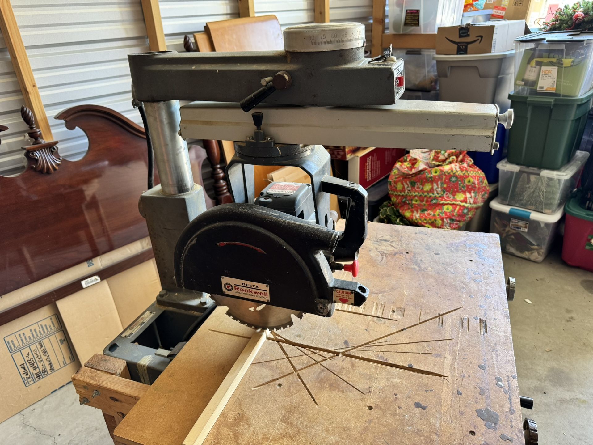 Delta/Rockwell 12” Radial Arm Saw