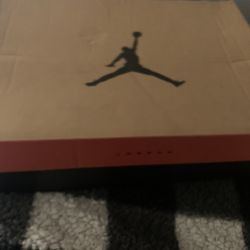 Barnos Jordan 12