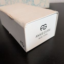 Anais Gvani Sunglasses