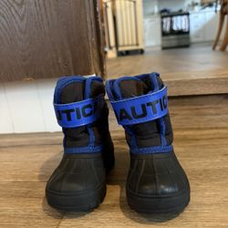 Nautica Blue Toddler Snow Boots - Size 5