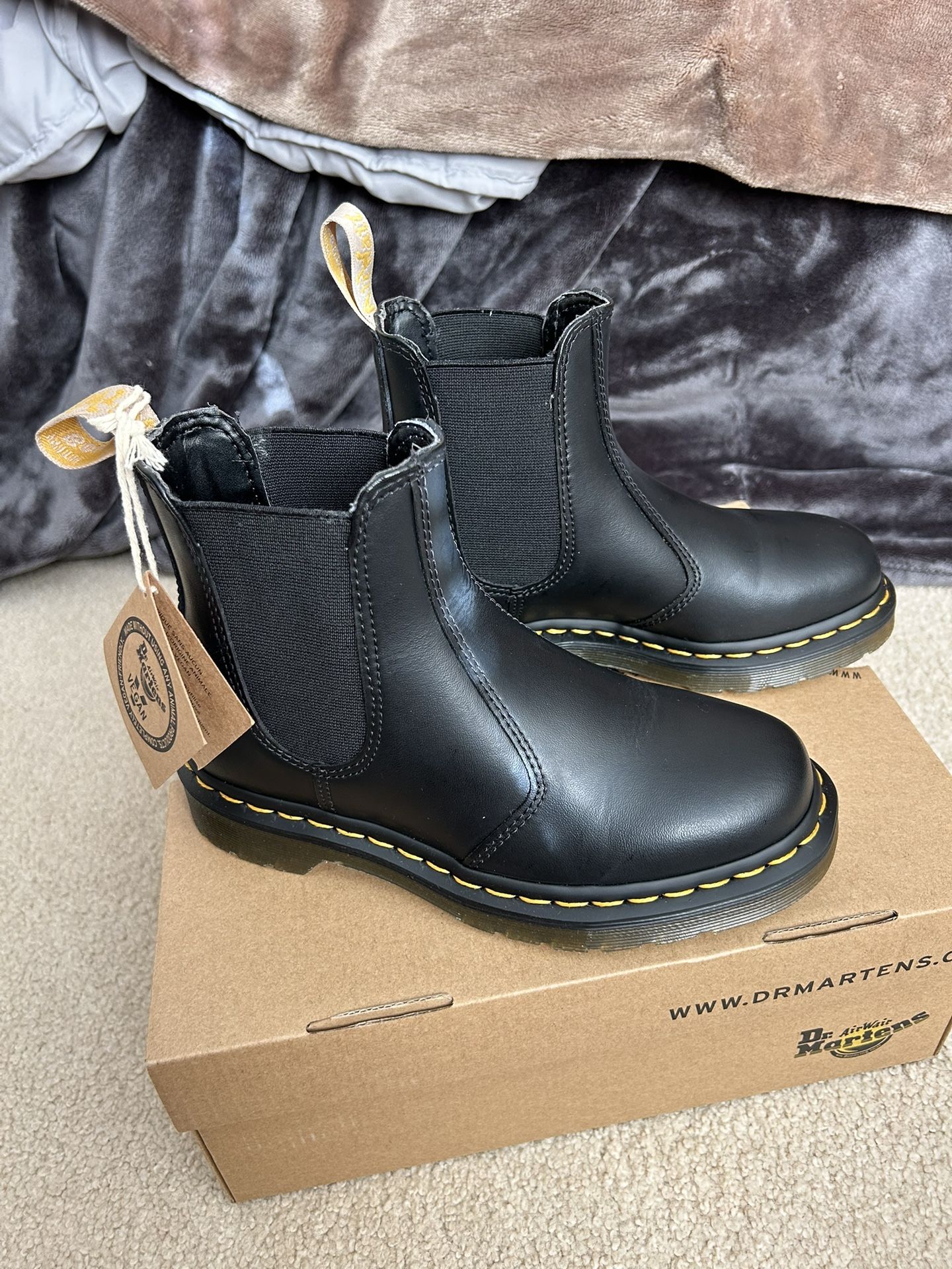 VEGAN 2976 FELIX CHELSEA BOOTS