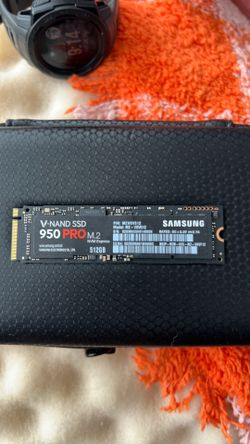 Samsung 950 PRO 512GB NVMe M.2 SSD – High-Speed PCIe Gen 3 Internal Solid State Drive