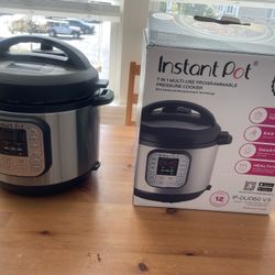 Instant Pot Duo 7in1 Electric Pressure Cooler, Stainless Steel , 6 Quart