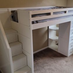 Very Nice Twin Loft Bed 