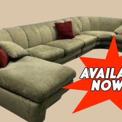 LARGE MODULAR EMERALD SECTIONAL COUCH