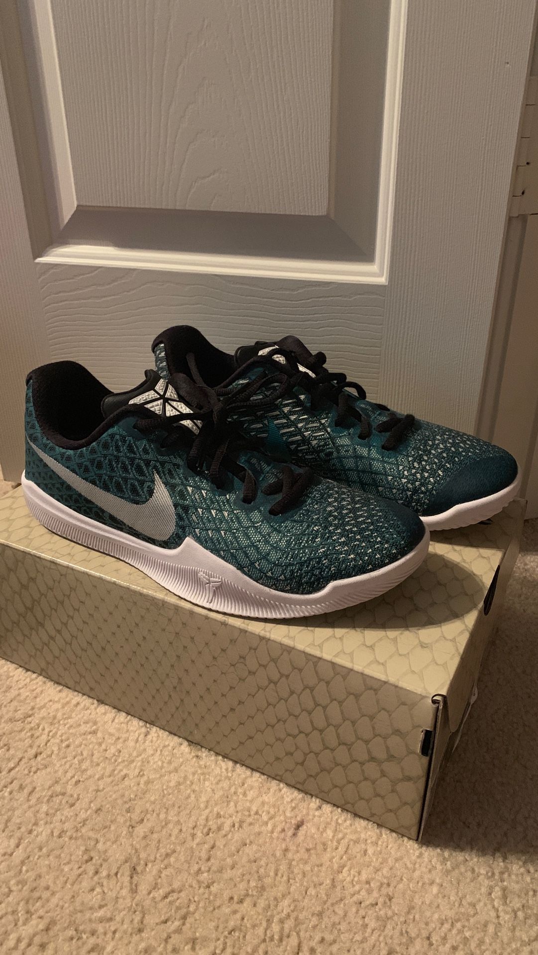 Mamba instinct KOBEs turbo green/white blk size