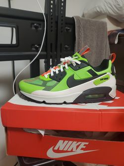 “AIR MAX 90 DRIFT”