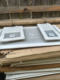 White HVAC Air Vent Registers – Lot