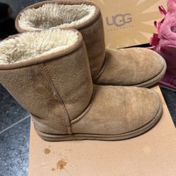 Ugg $15