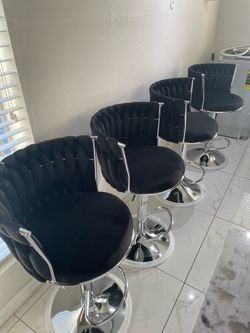 Set 4 bar stools (Nuevo en Su caja)