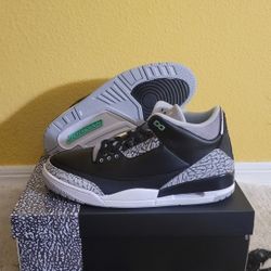 Jordan 3 Green Glow Size 10 Men