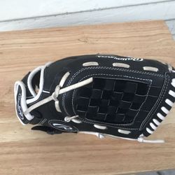 Rawlings Right Hand Throw Leather Baseball Glove 11.5"