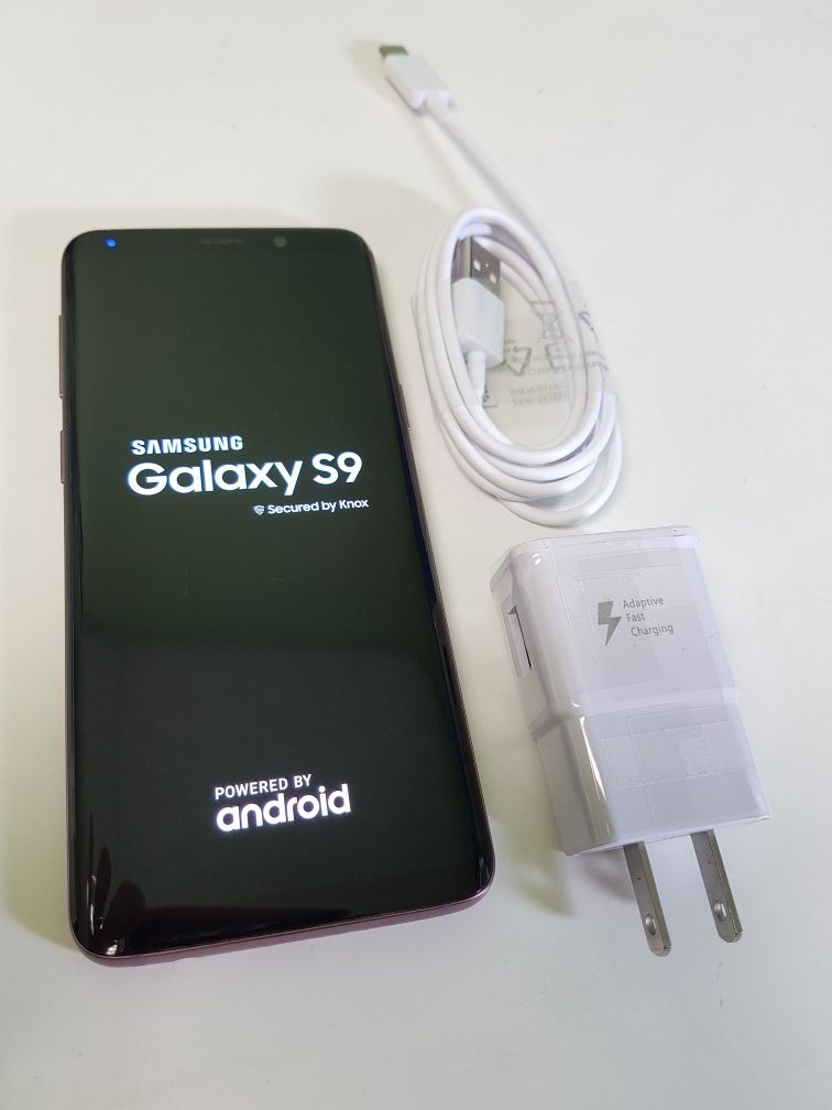 UNLOCKED GALAXY S9 64GB LILIC PURPLE, (THIS IS NOT THE PLUS ) PERFECT CONDITIONS !!! PRICE IS FIRM !!!