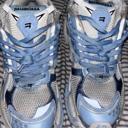 Balenciaga Runner 