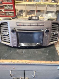 Toyota venza radio for sale.