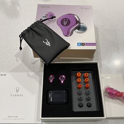 Besue Sabbat Wireless Earbuds And Silicone Case 