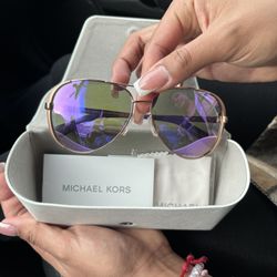 Michael Korss Sun Glasses 