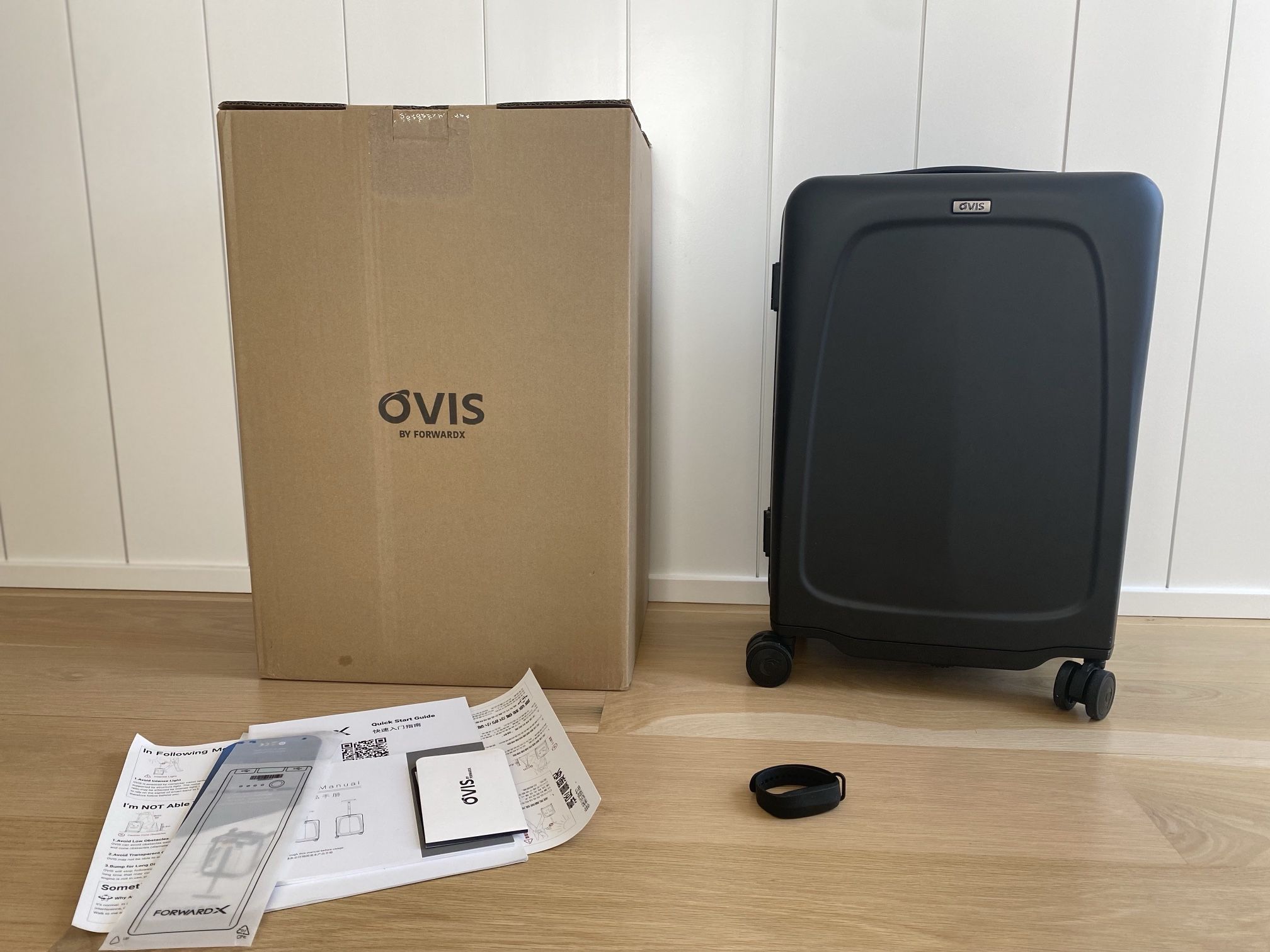 OVIS Auto Follow Suitcase - Auto Side Follow Robot - Carry On