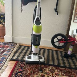 Bissel Vaccum & Mop Dual